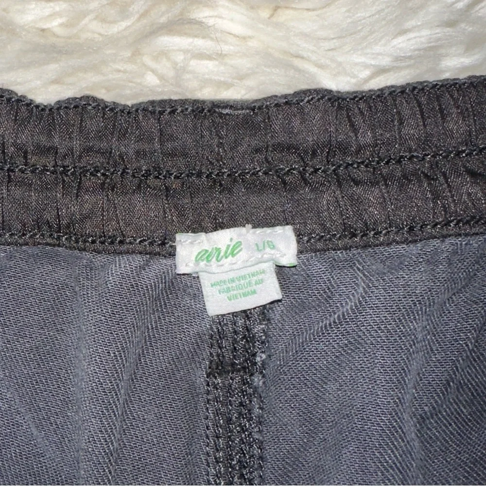 Aerie | Daydream Denim Shorts Black Distressed Frayed Hem Stretch Waist L